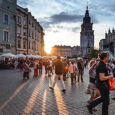 Discover Krakow Apartments - Lubomirskiego St - Classic & Modern - Near Main Station, Netflix And Ac Exteriör bild