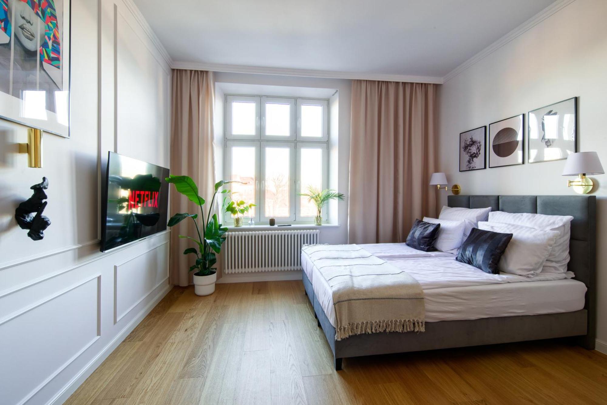 Discover Krakow Apartments - Lubomirskiego St - Classic & Modern - Near Main Station, Netflix And Ac Exteriör bild