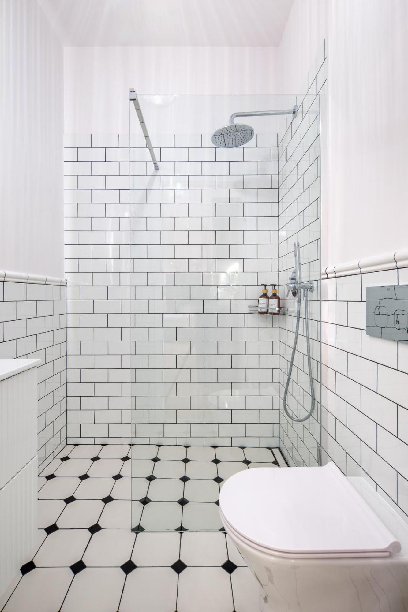 Discover Krakow Apartments - Lubomirskiego St - Classic & Modern - Near Main Station, Netflix And Ac Exteriör bild
