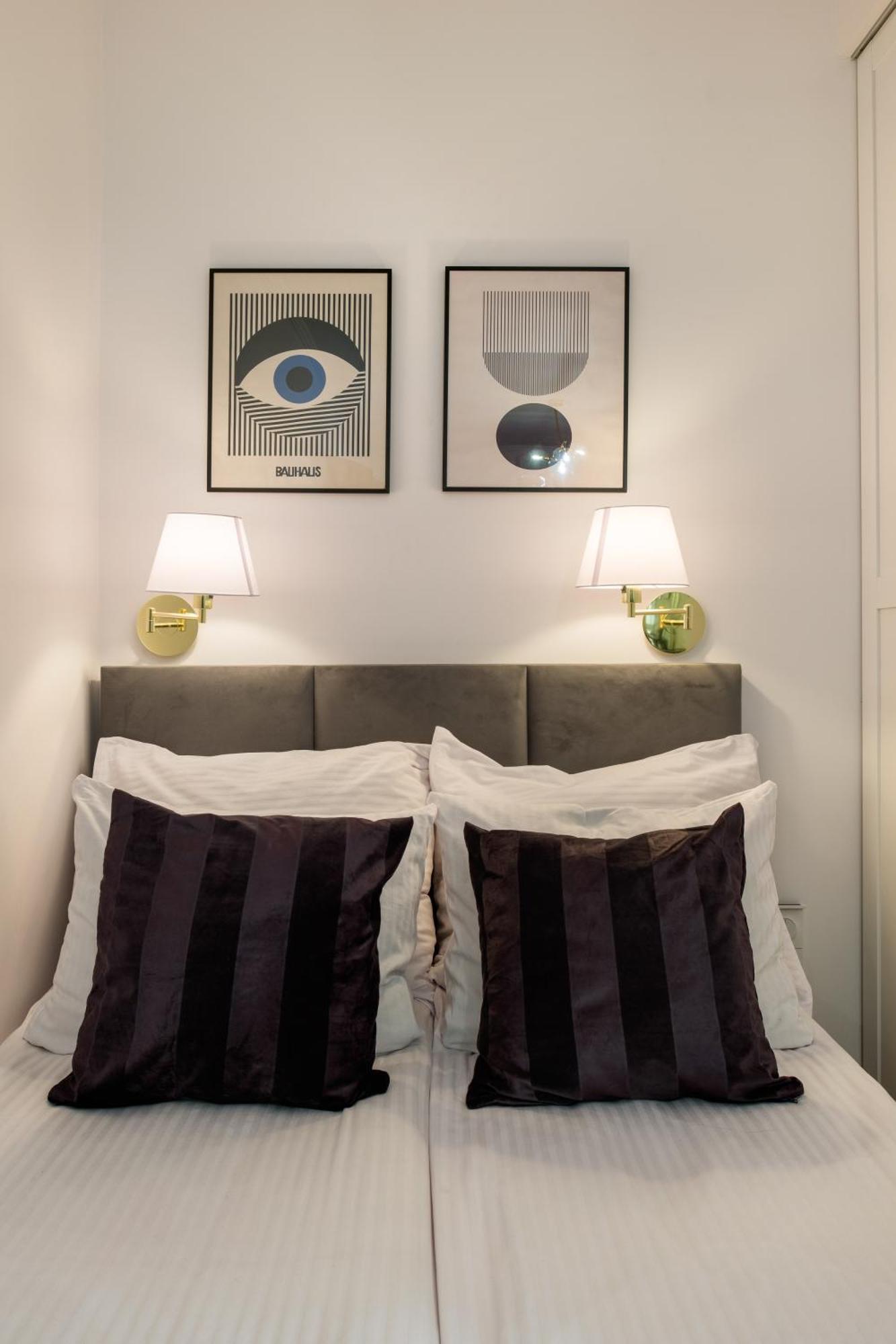 Discover Krakow Apartments - Lubomirskiego St - Classic & Modern - Near Main Station, Netflix And Ac Exteriör bild