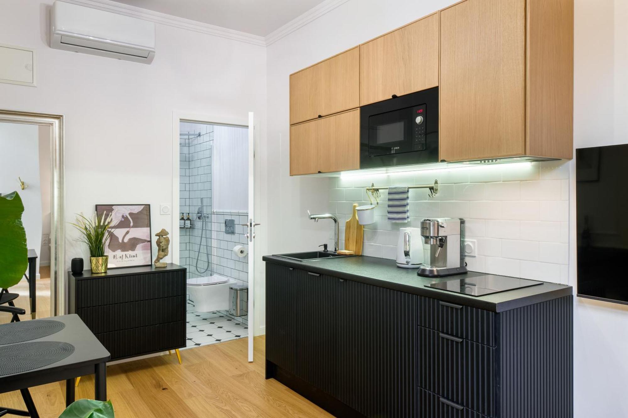Discover Krakow Apartments - Lubomirskiego St - Classic & Modern - Near Main Station, Netflix And Ac Exteriör bild