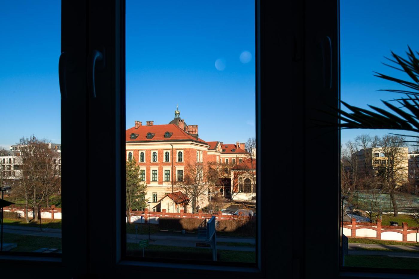 Discover Krakow Apartments - Lubomirskiego St - Classic & Modern - Near Main Station, Netflix And Ac Exteriör bild